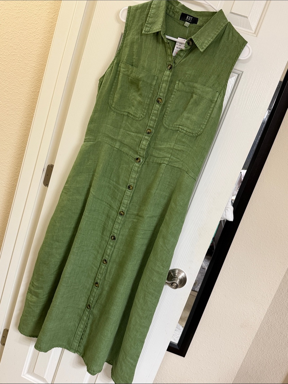 KUT From the Kloth Dress. 100% Linen . Olive green. NWT